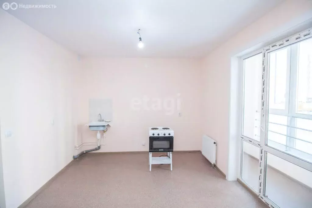 2-комнатная квартира: село Троицкое, улица Матросова, 15к5 (65.5 м) - Фото 2