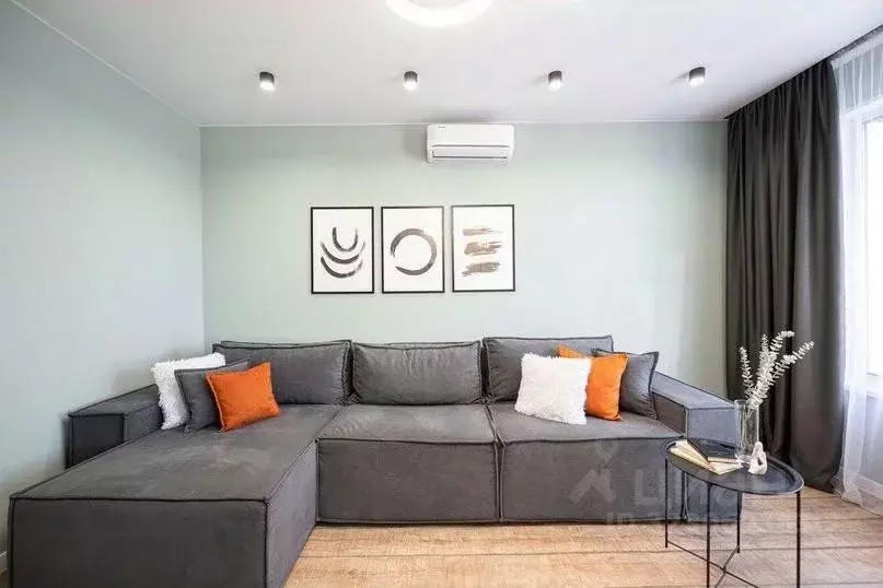 3-к кв. Челябинская область, Челябинск просп. Ленина, 4Д (68.0 м) - Фото 2