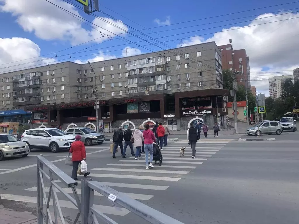 Торговая площадь в Новосибирская область, Новосибирск Красный просп., ... - Фото 1