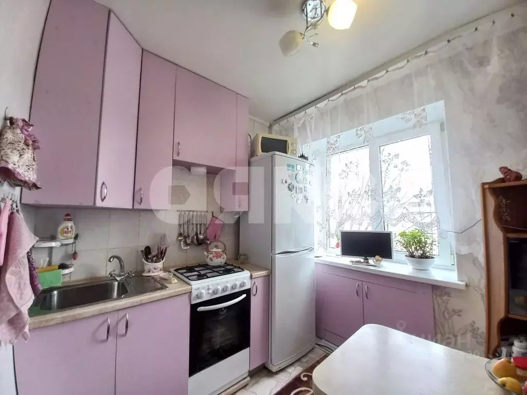 2-к кв. Волгоградская область, Волгоград ул. Маршала Еременко, 15 ... - Фото 1