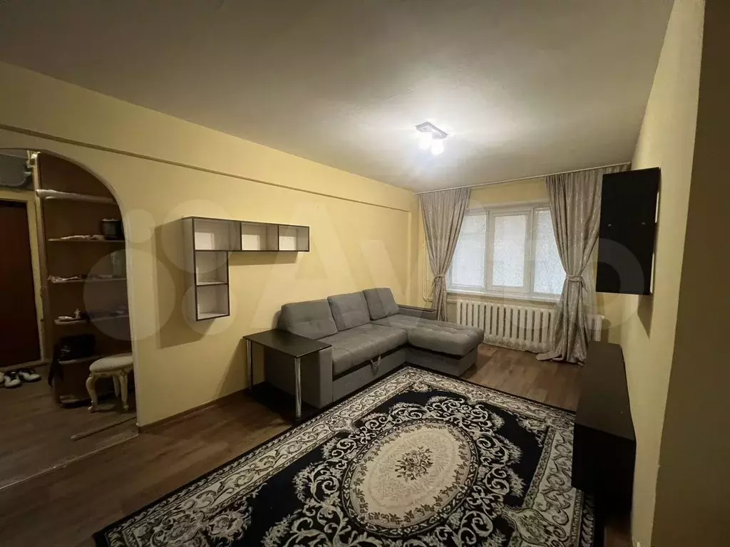 1-к. квартира, 31 м, 1/9 эт. - Фото 1