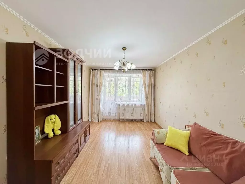 1-к кв. Чувашия, Чебоксары ул. Короленко, 22к1 (32.3 м) - Фото 1