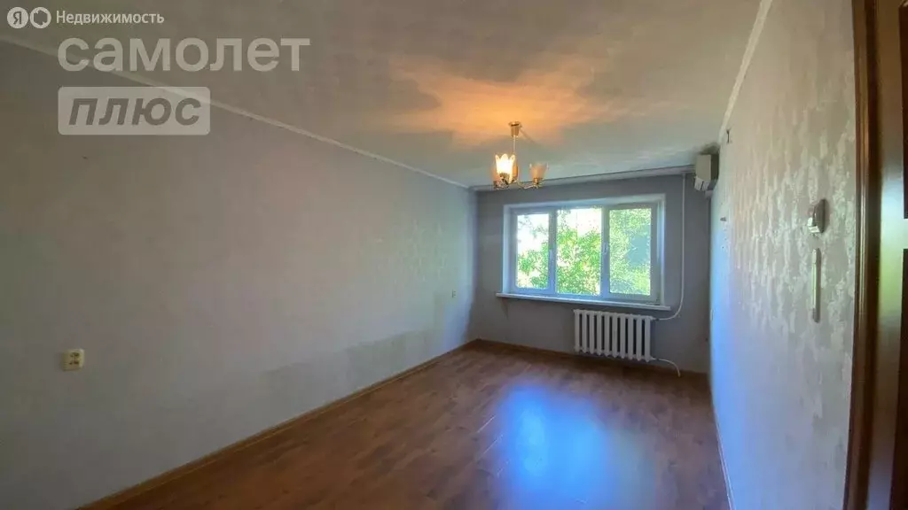 3-комнатная квартира: Оренбург, Томилинская улица, 248 (61.1 м) - Фото 1