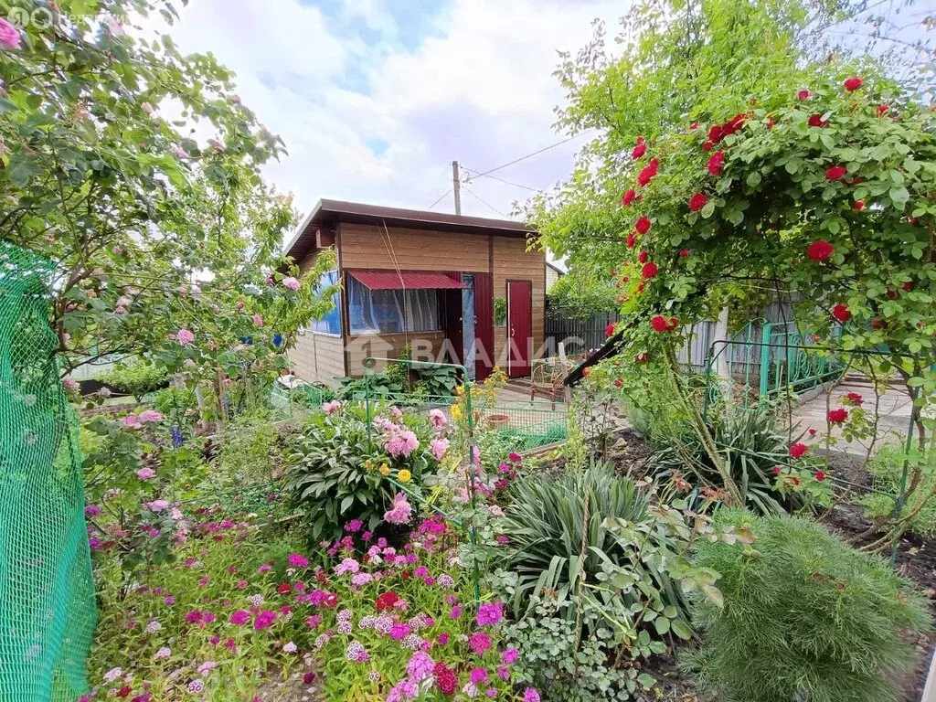 Участок в село Красное, улица Ершова, 32 (4 м) - Фото 0