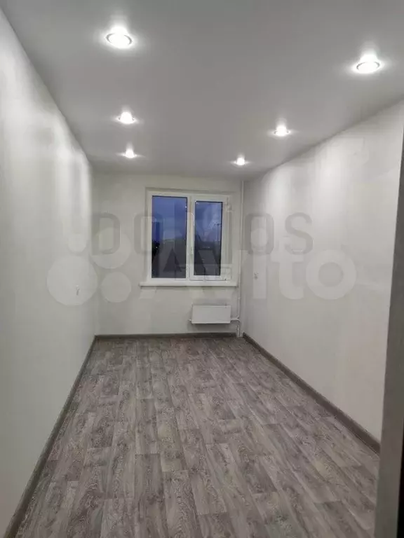 Комната 10 м в 5-к., 5/9 эт. - Фото 0