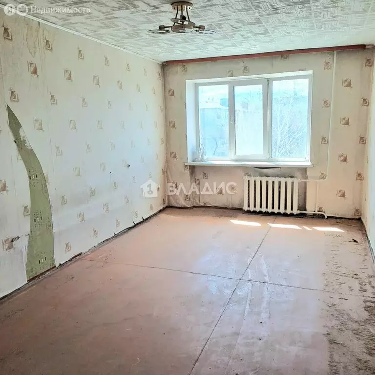 3-комнатная квартира: Благовещенск, улица Горького, 139 (64 м) - Фото 0