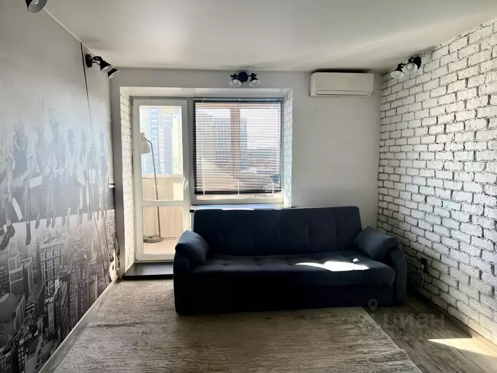 Студия Омская область, Омск ул. 3-я Енисейская, 32/2 (24.5 м) - Фото 1