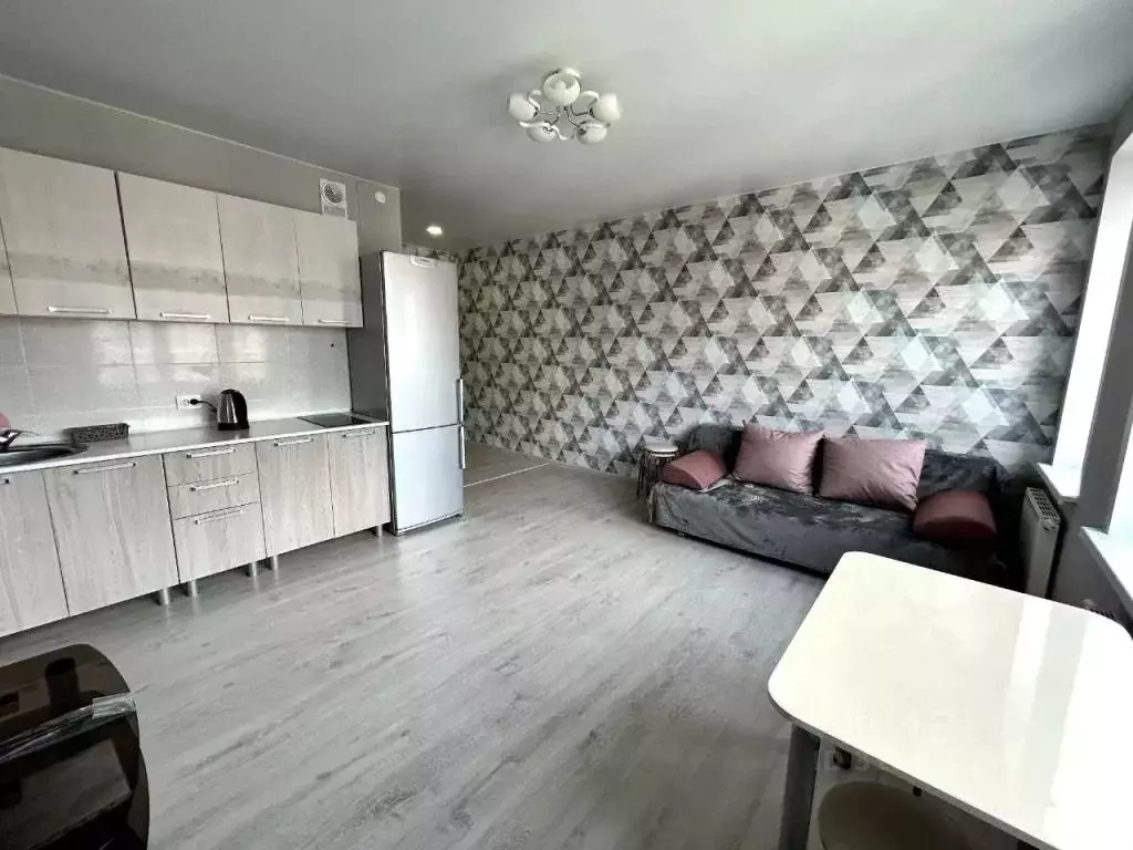 1-к кв. Удмуртия, Ижевск ул. Ленина, 97А (50.0 м) - Фото 0