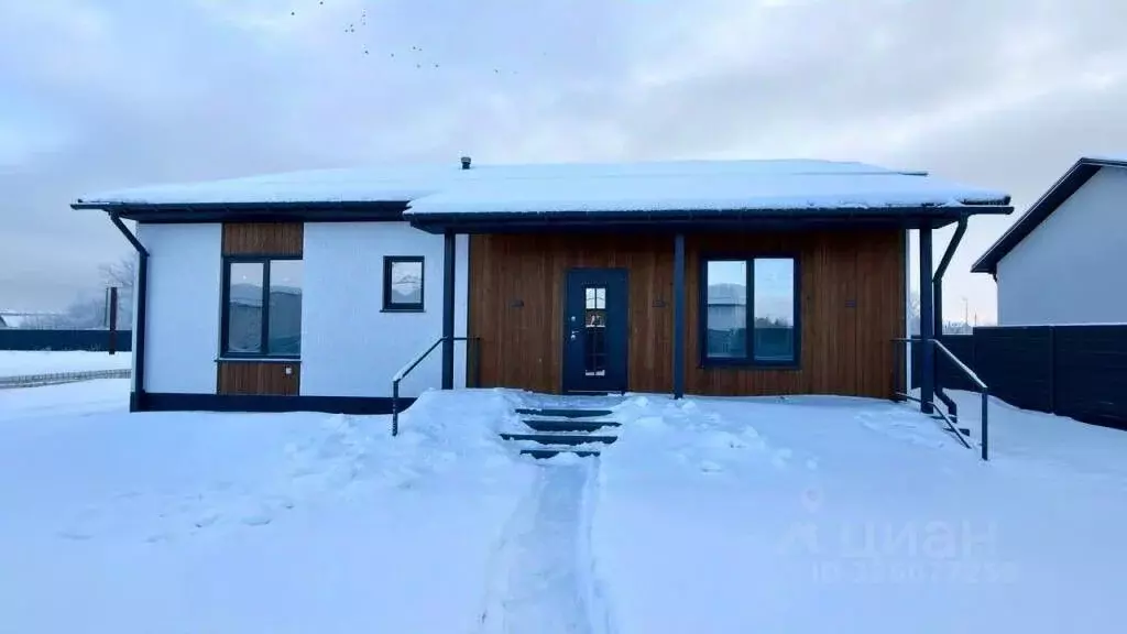 Коттедж в Липецкая область, Липецкий муниципальный округ, с. Ленино ... - Фото 1