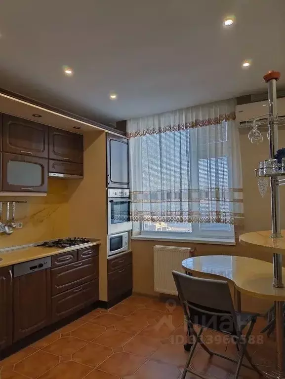 2-к кв. Крым, Евпатория ул. Демышева, 123 (57.0 м) - Фото 0