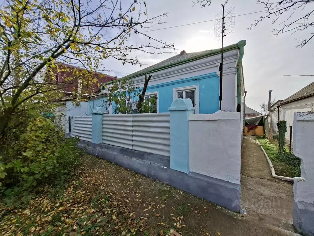 2-к кв. Крым, Керчь ул. Чебаненко, 9 (40.0 м) - Фото 1