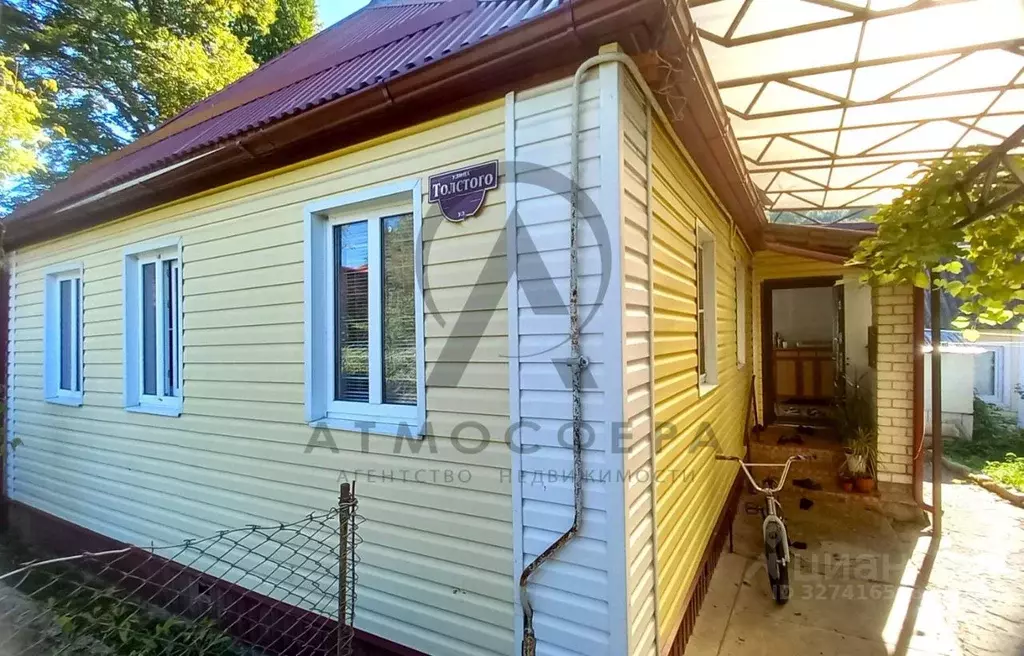 Дом в Краснодарский край, Хадыженск Апшеронский район, пер. Толстого ... - Фото 1