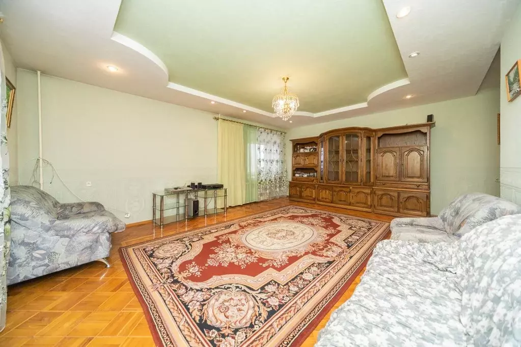 3-к кв. Пермский край, Пермь бул. Гагарина, 44 (120.0 м) - Фото 1