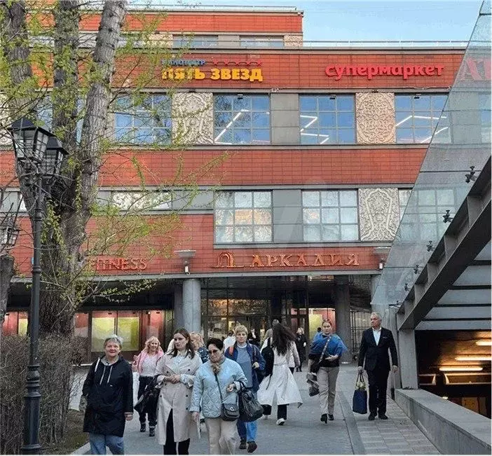 Аренда в ТЦ Аркадия Метро Новокузнецкая на трафике - Фото 0