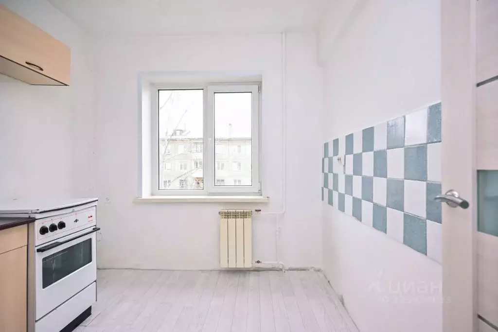 2-к кв. Красноярский край, Красноярск Волгоградская ул., 15а (46.5 м) - Фото 1