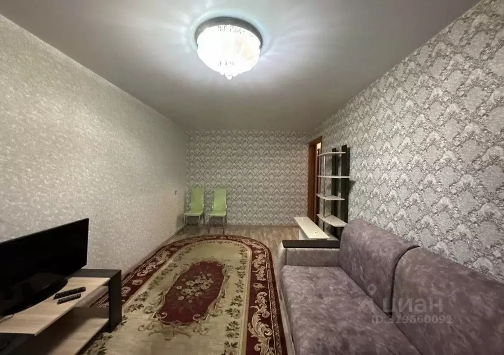 1-к кв. Нижегородская область, Бор ул. Чугунова, 10 (32.8 м) - Фото 0