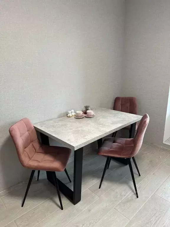 1-к кв. Псковская область, Псковский район, Завеличенская волость, д. ... - Фото 0