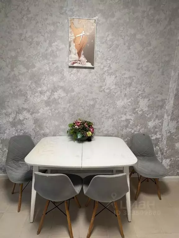 2-к кв. Московская область, Люберцы городской округ, Мирный пгт ул. ... - Фото 1