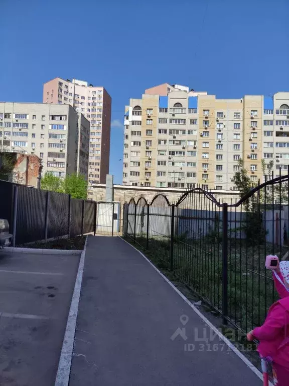 1-к кв. Саратовская область, Энгельс Полиграфическая ул., 85 (39.0 м) - Фото 0