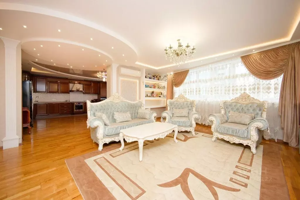 4-к кв. Свердловская область, Екатеринбург ул. Декабристов, 75 (180.6 ... - Фото 1