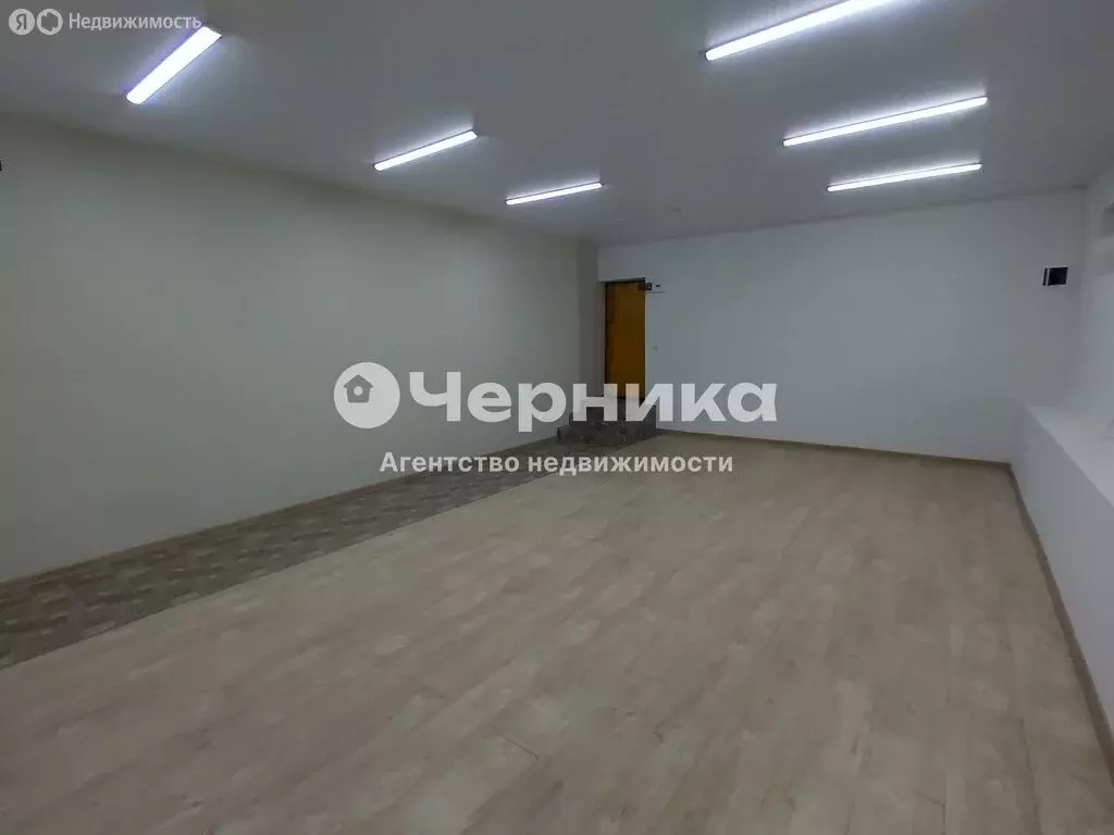 Квартира-студия: Ессентуки, переулок Котовского, 44Б (60.8 м) - Фото 2