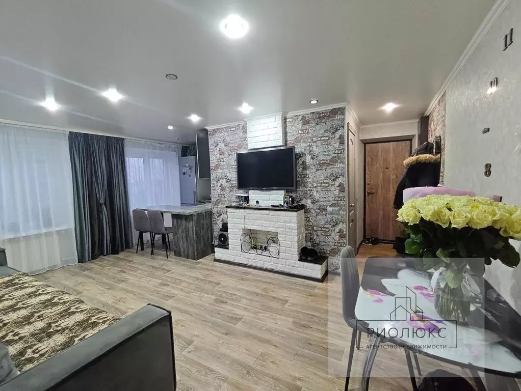 3-к кв. Челябинская область, Магнитогорск Уральская ул., 149 (58.4 м) - Фото 1