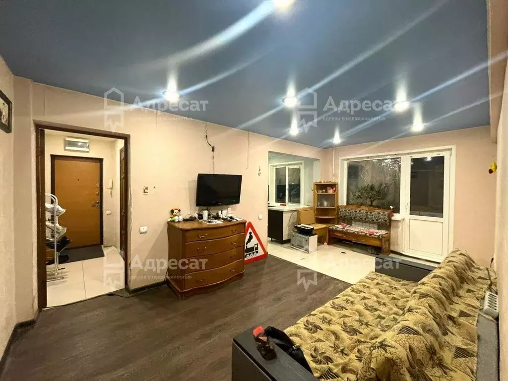 3-к кв. Волгоградская область, Волгоград ул. Козьмы Минина, 4А (58.7 ... - Фото 1