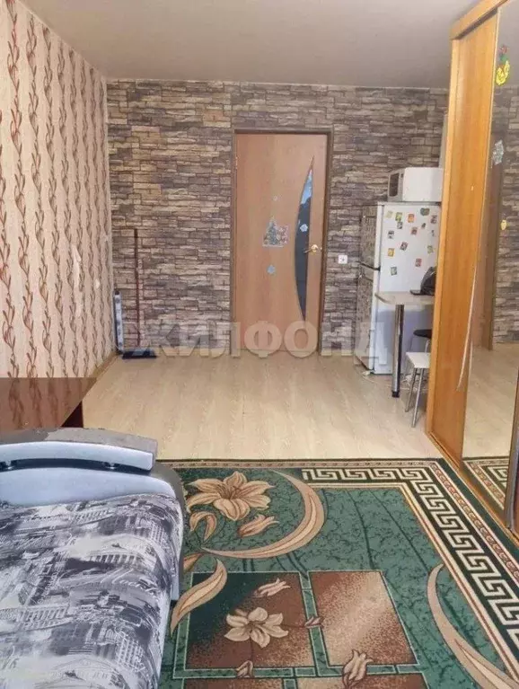 Комната Новосибирская область, Новосибирск ул. Твардовского, 18 (16.4 ... - Фото 1