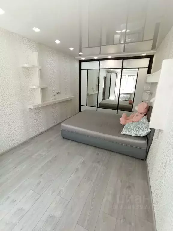 2-к кв. Приморский край, Владивосток ул. Адмирала Кузнецова, 54А (50.0 ... - Фото 2