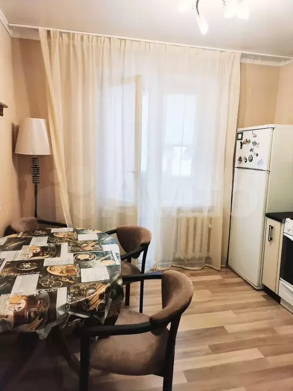 2-к. квартира, 54 м, 5/5 эт. - Фото 0