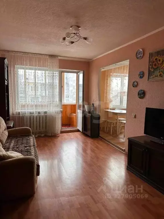 3-к кв. Калужская область, Калуга ул. Степана Разина, 93 (57.0 м) - Фото 2