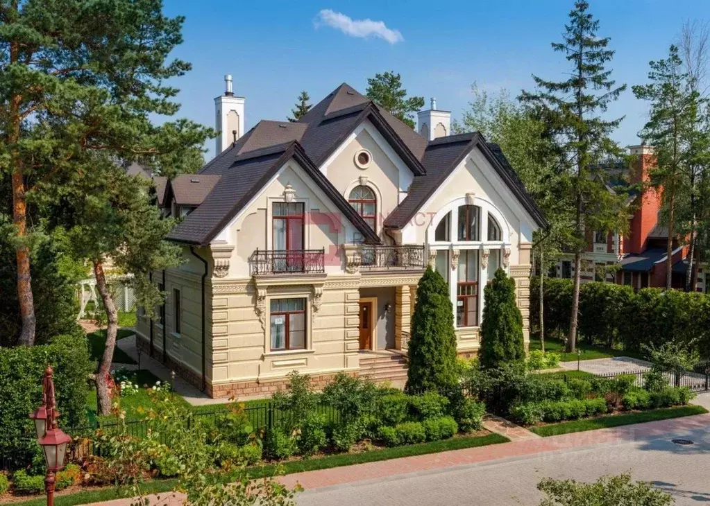 Дом в Московская область, Одинцовский городской округ, с. Жаворонки ... - Фото 1