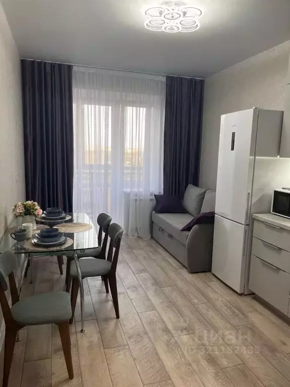 1-к кв. Красноярский край, Красноярск наб. Южная, 6 (46.0 м) - Фото 1