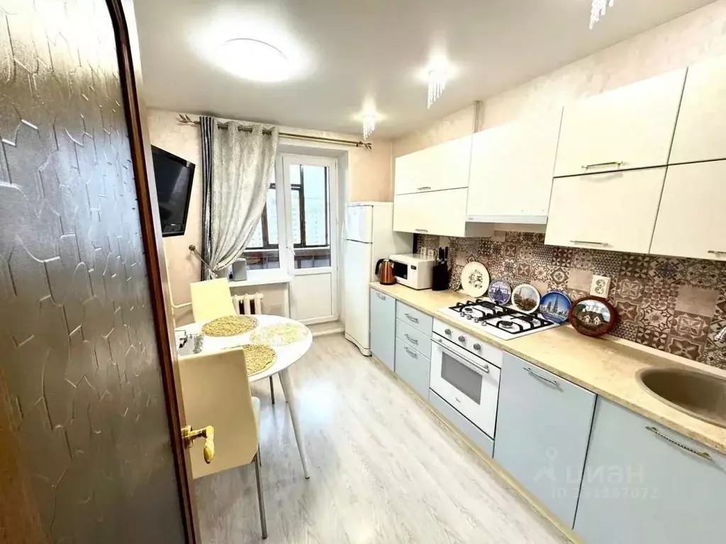 3-к кв. Башкортостан, Уфа Магистральная ул., 6 (82.0 м) - Фото 1