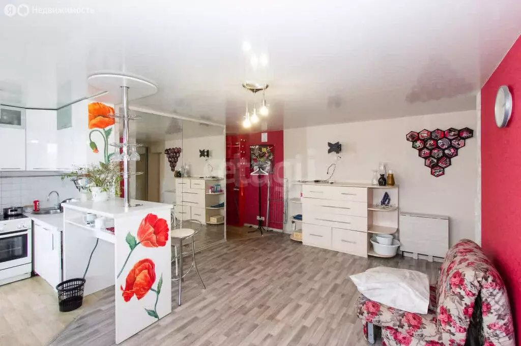 3-комнатная квартира: Новосибирск, улица Титова, 17 (55 м) - Фото 1