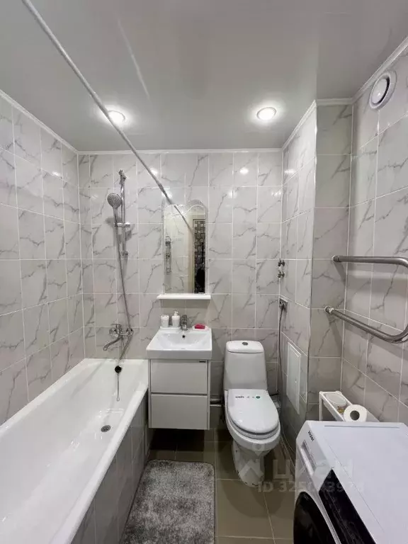 2-к кв. Томская область, Томск ул. Ивана Черных, 96с22 (37.0 м) - Фото 1