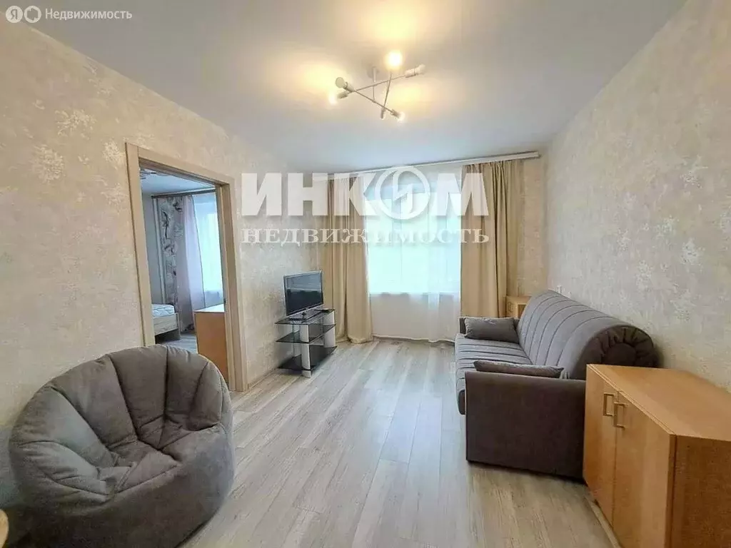 3-комнатная квартира: Москва, улица Пестеля, 4 (50 м) - Фото 1