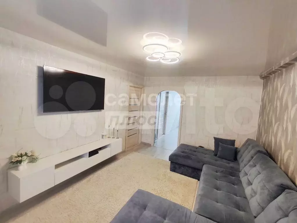 3-к. квартира, 60 м, 5/5 эт. - Фото 1
