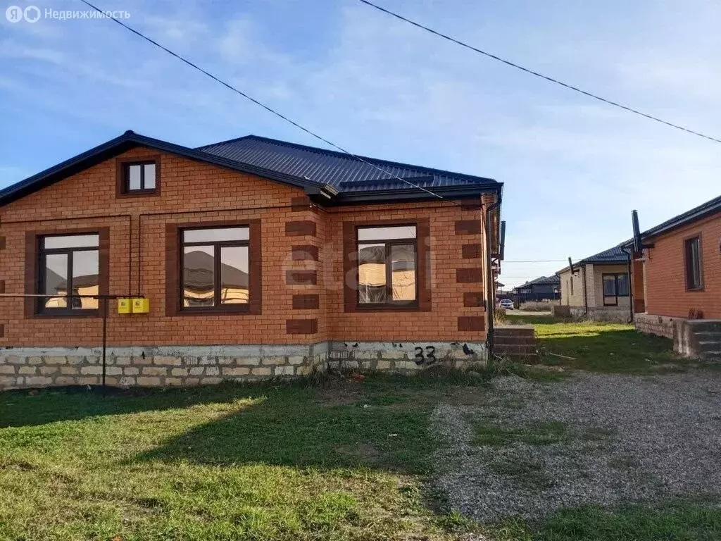 Дом в Михайловск, улица Вадима Богданова (100 м) - Фото 1