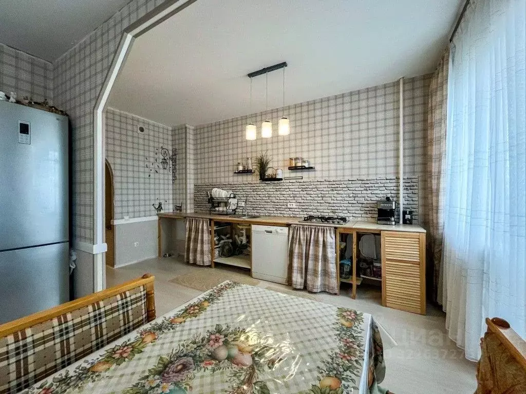3-к кв. Рязанская область, Рязань ул. Большая, 92 (70.0 м) - Фото 1