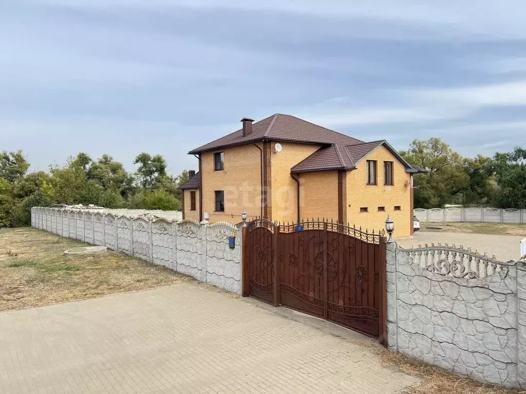 Дом в Белгородская область, Ивнянский район, с. Верхопенье ул. ... - Фото 1