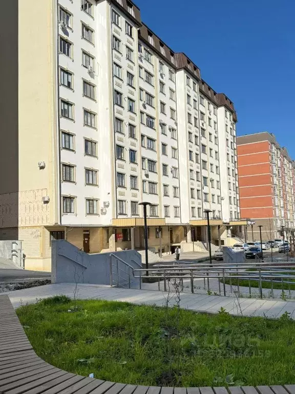 Торговая площадь в Кабардино-Балкария, Нальчик ул. Героя России Т.М. ... - Фото 1