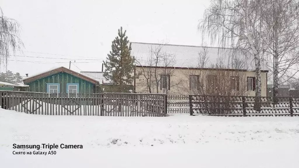 Дом в Оренбургская область, Сакмарский район, с. Архиповка ул. ... - Фото 0