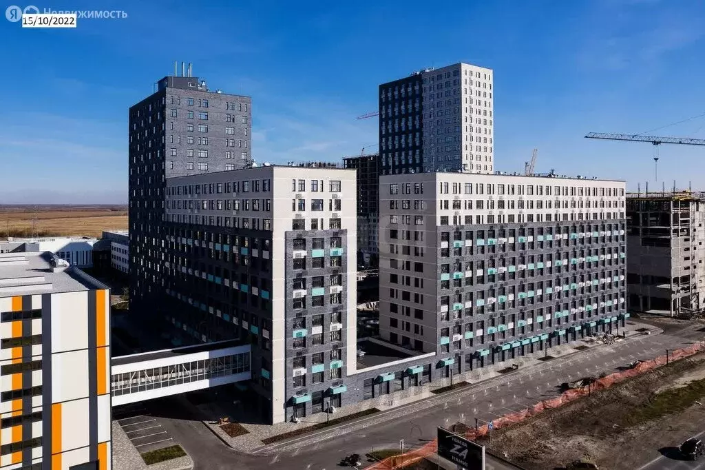 1-комнатная квартира: Тюмень, улица Тимофея Чаркова, 93 (42.1 м) - Фото 2