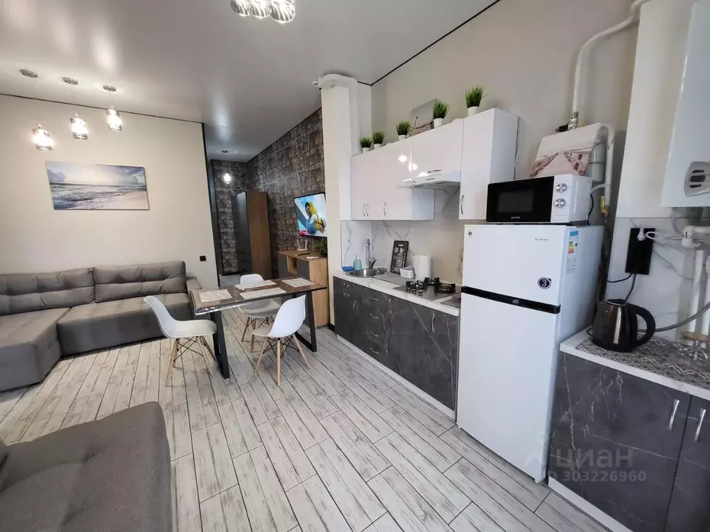 2-к кв. Курская область, Курск Семеновская ул., 54 (47.0 м) - Фото 1