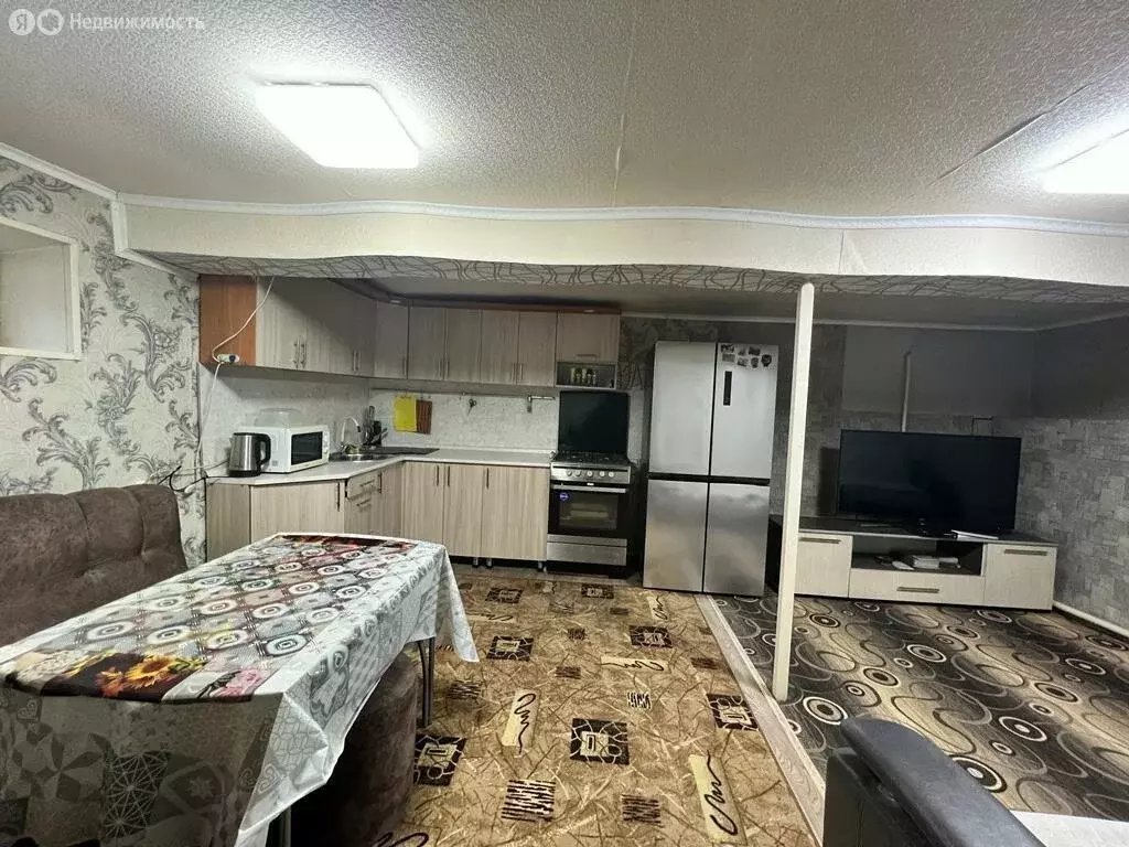 Дом в Минусинск, Затубинская улица, 25 (100 м) - Фото 1