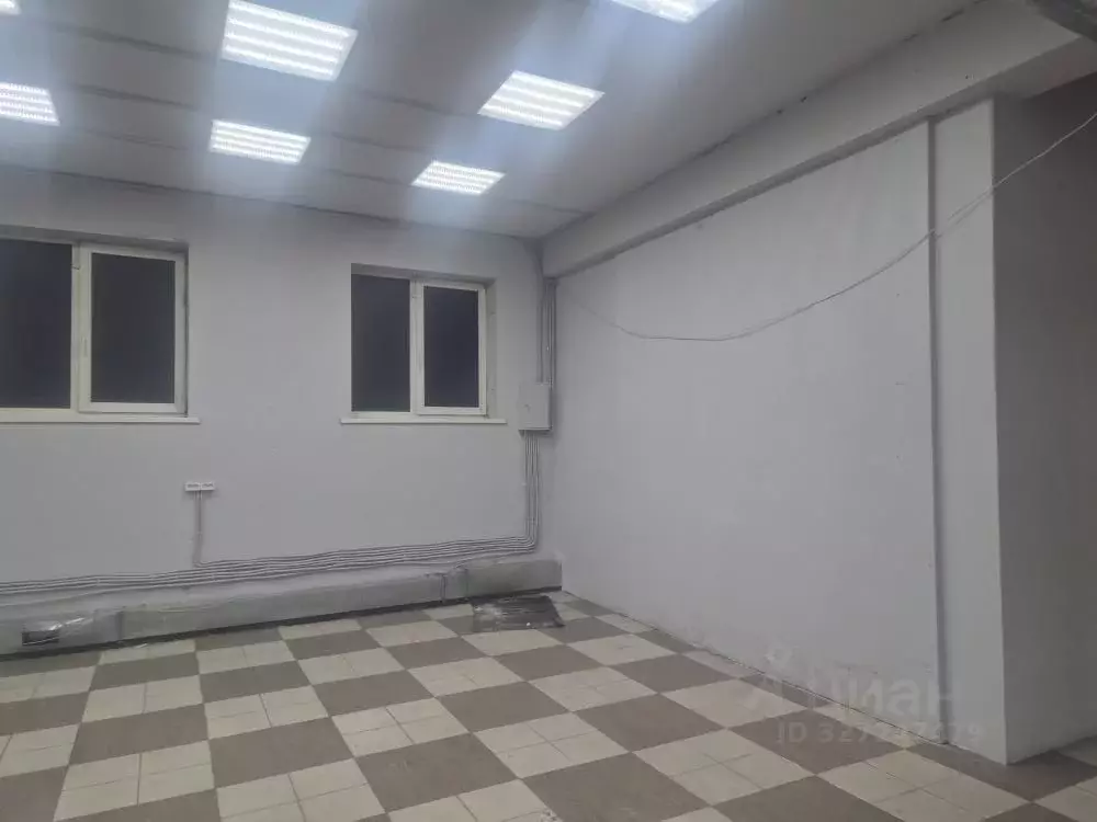 Помещение свободного назначения в Иркутская область, Иркутск ул. ... - Фото 2