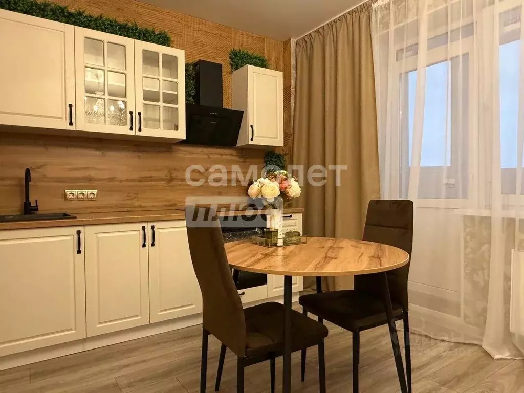 Студия Курская область, Курск просп. Вячеслава Клыкова, 9В (26.9 м) - Фото 1