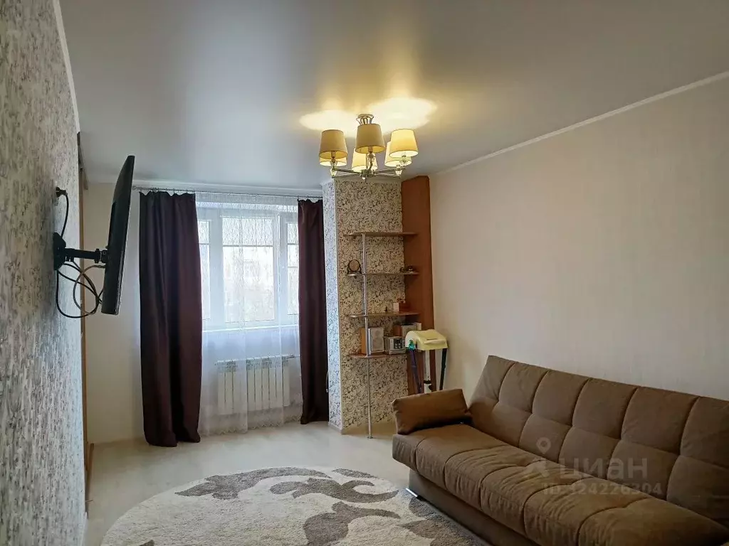 2-к кв. Астраханская область, Астрахань Кубанская ул., 31 (54.5 м) - Фото 1