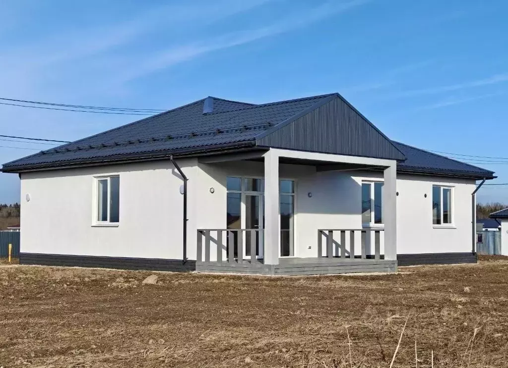 Дом в Ленинградская область, Ломоносовский район, Лопухинское с/пос, ... - Фото 1